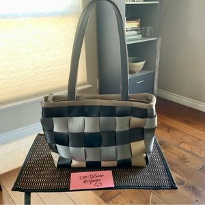 Harvey’s seatbelt bags Treecycle Satchel